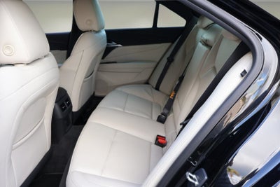 2023 Cadillac CT4 Luxury