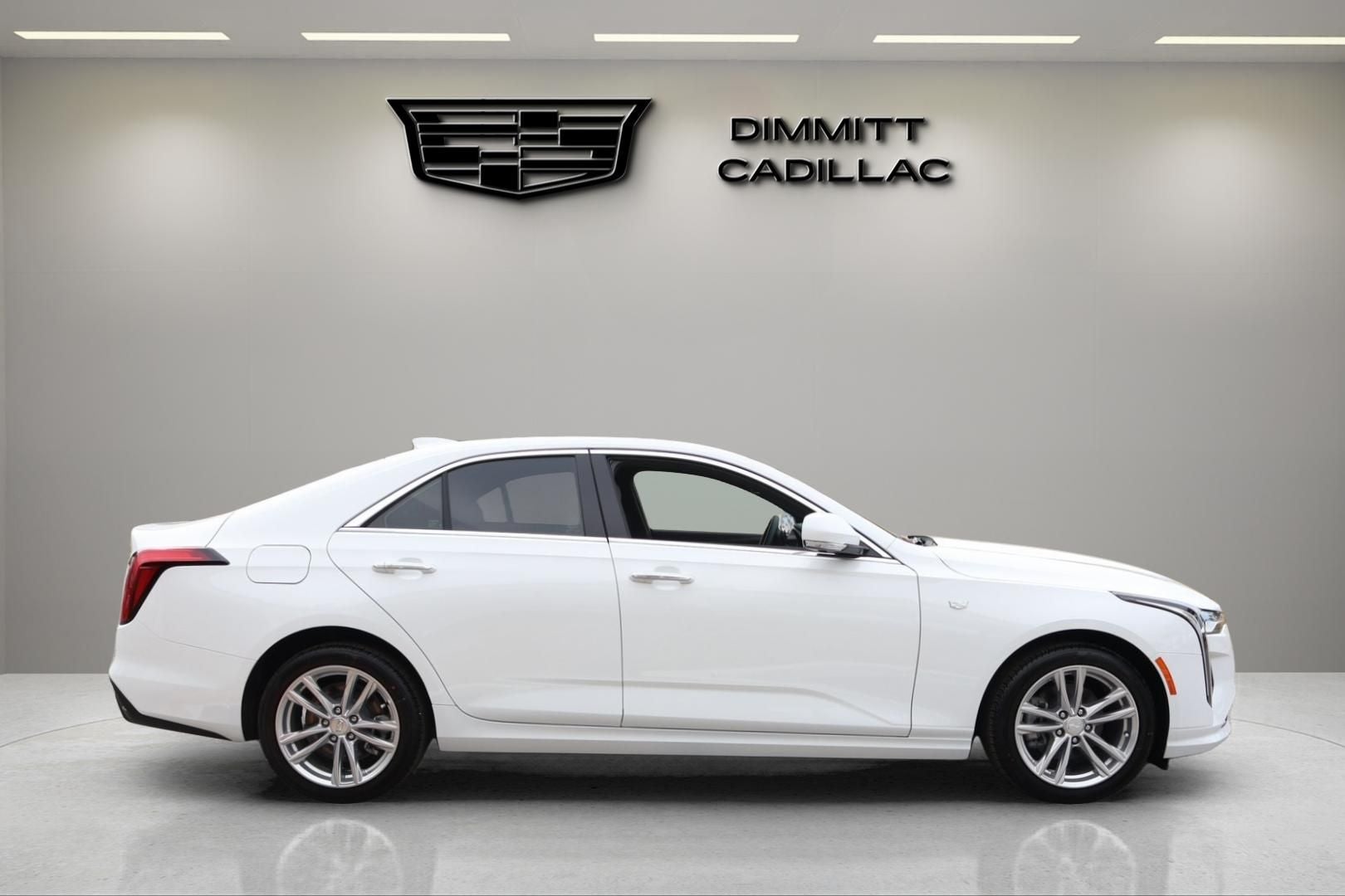 2026 Cadillac CT4 Luxury