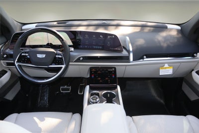 2026 Cadillac VISTIQ Luxury
