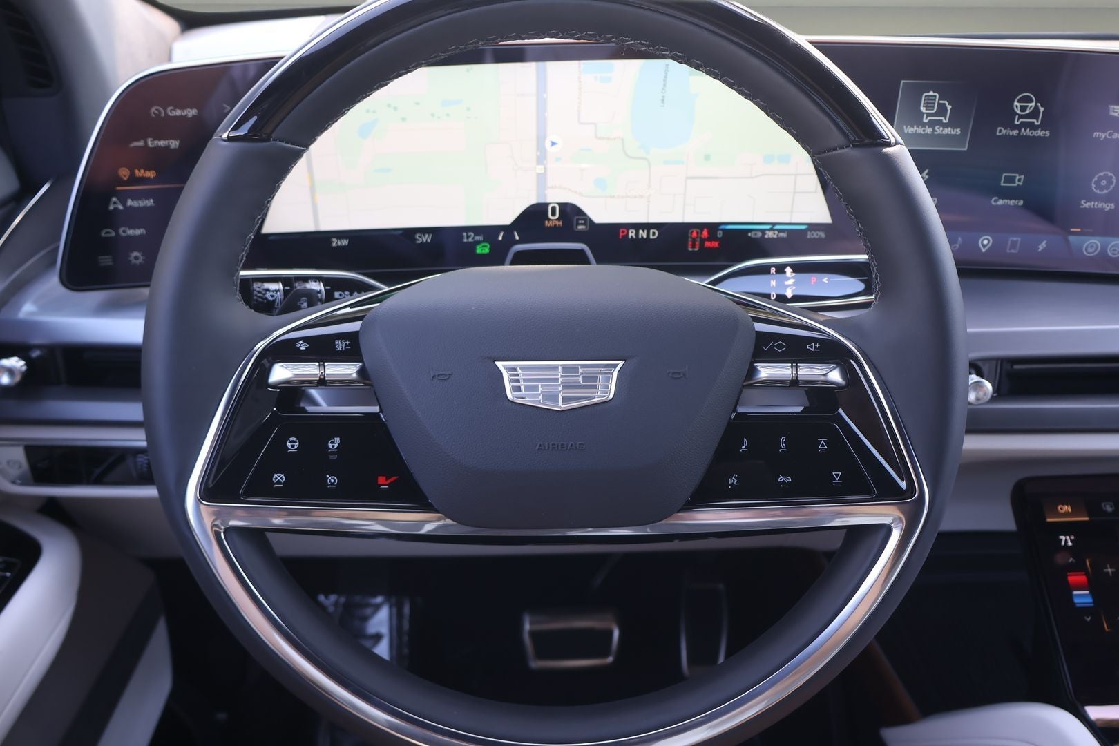 2026 Cadillac VISTIQ Luxury