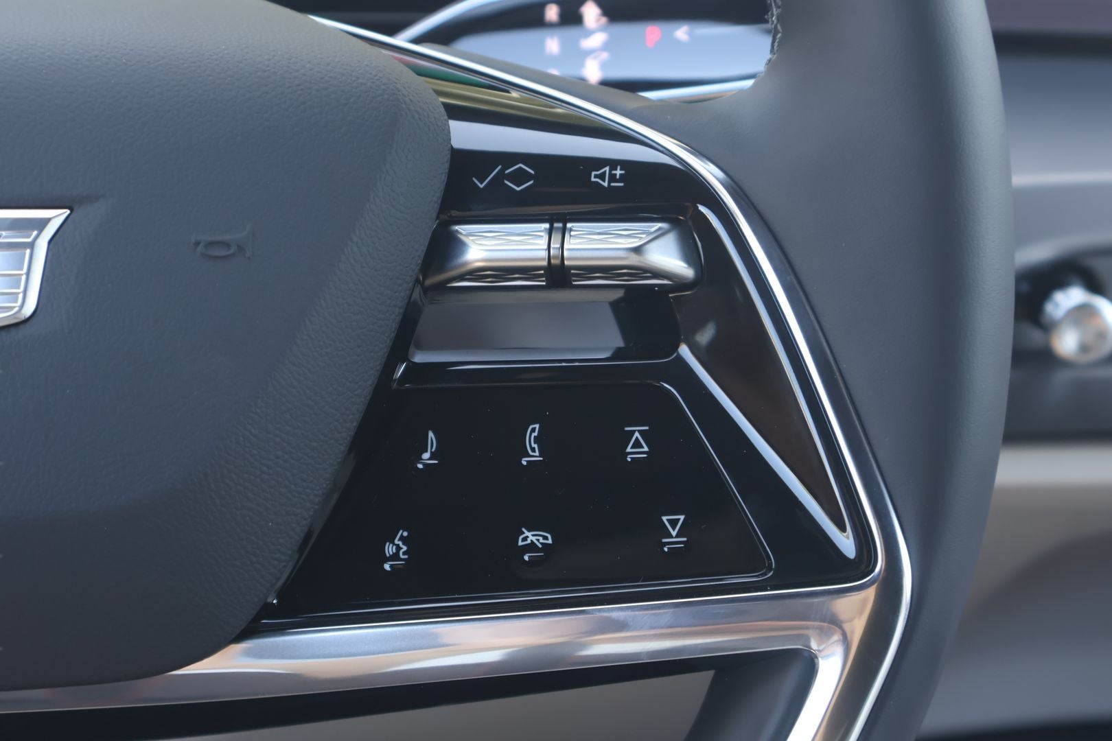 2026 Cadillac VISTIQ Luxury