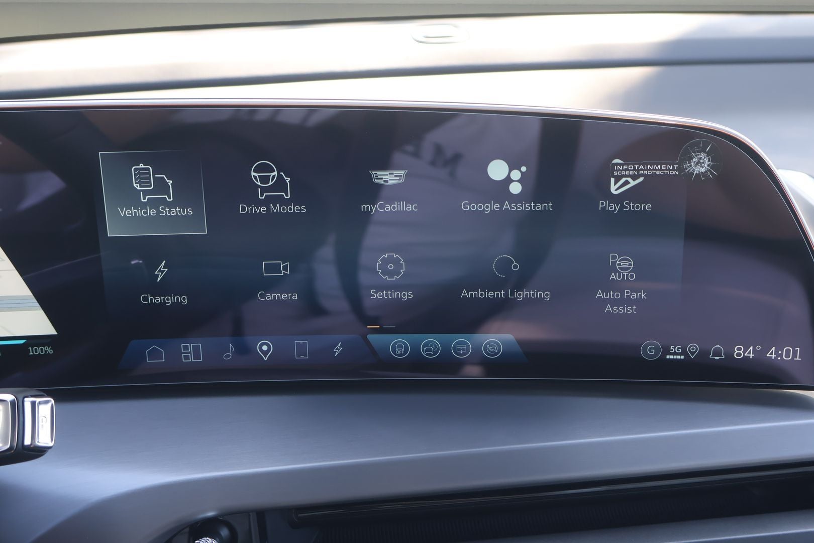 2026 Cadillac VISTIQ Luxury