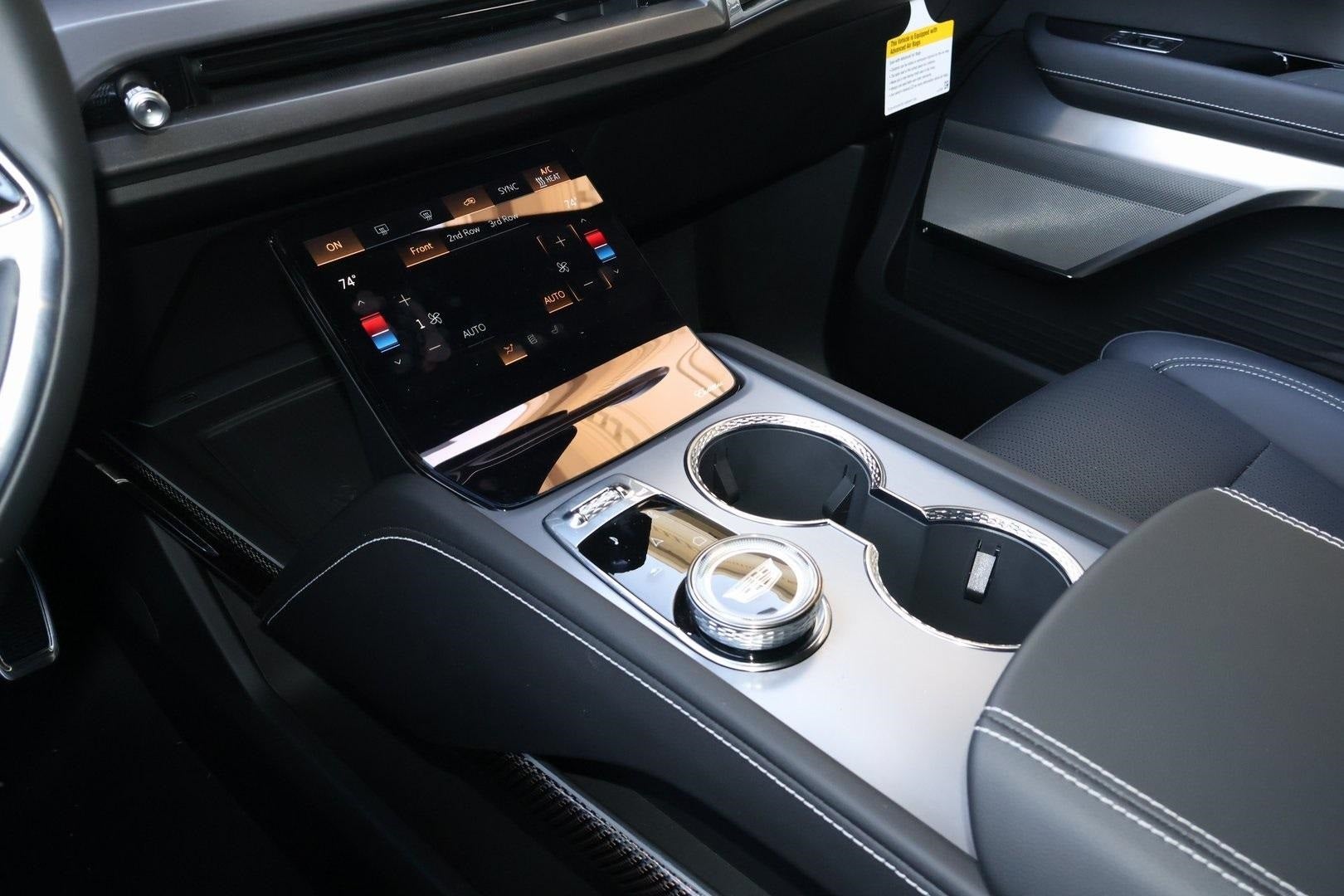 2026 Cadillac VISTIQ Luxury