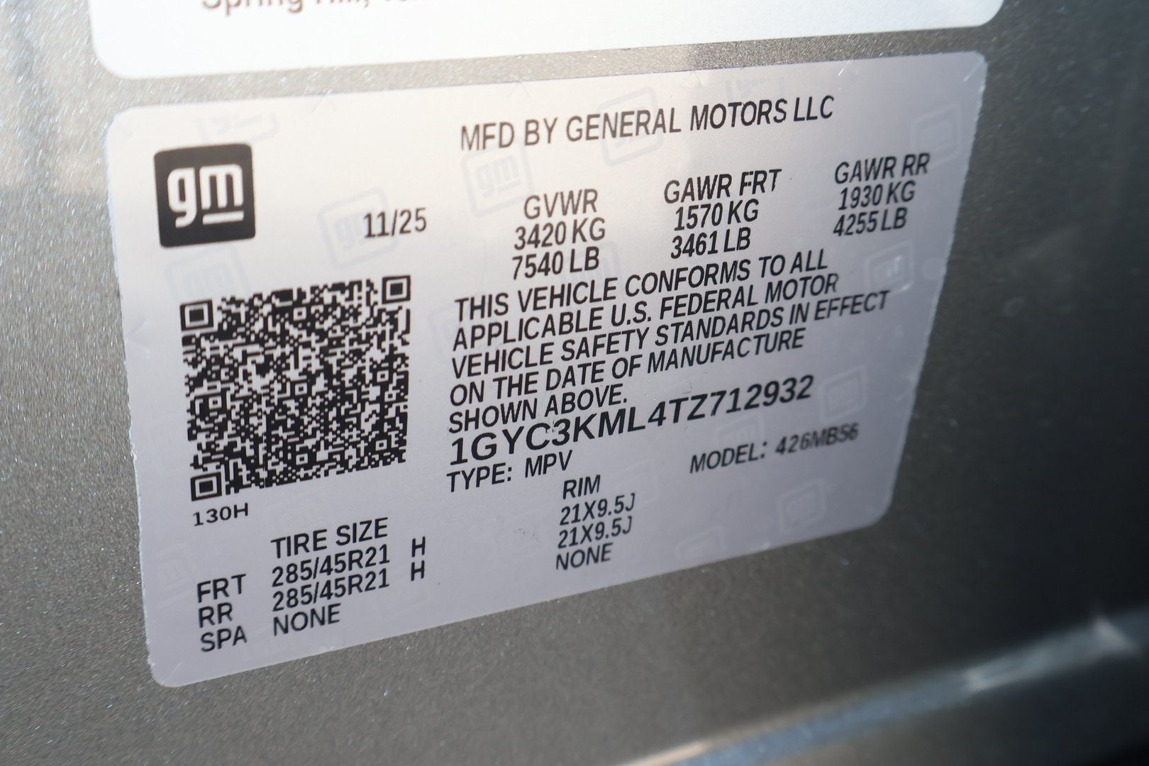 2026 Cadillac VISTIQ Luxury