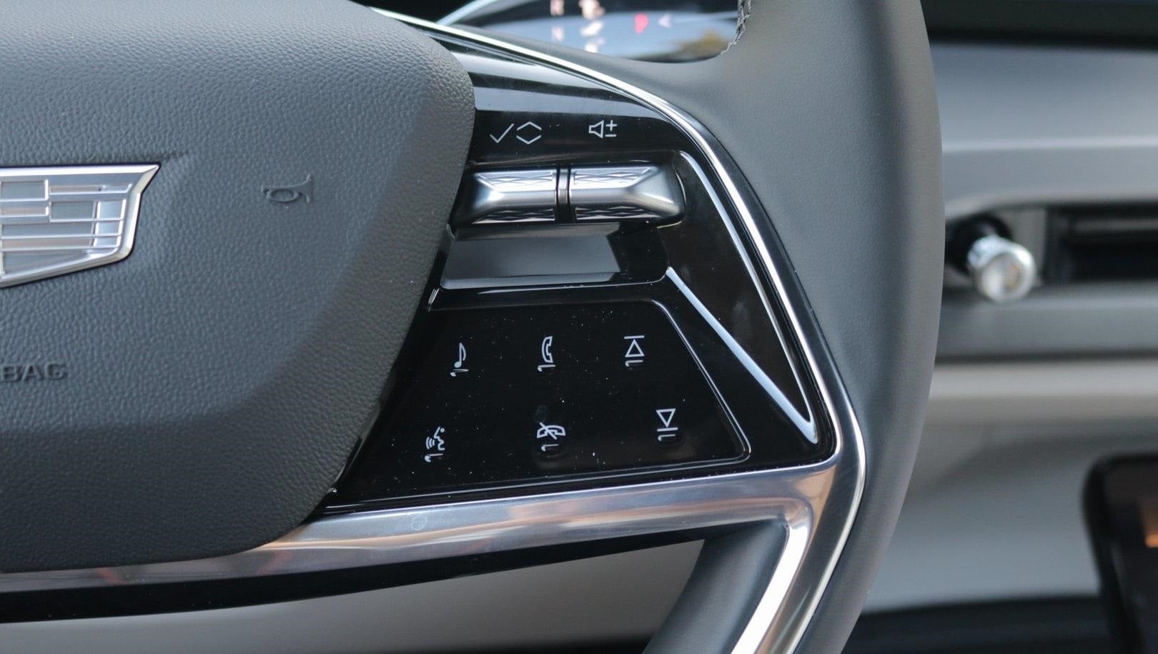 2026 Cadillac VISTIQ Luxury