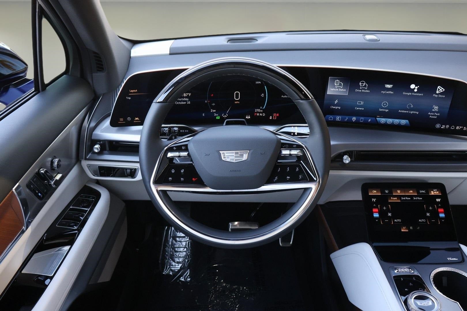 2026 Cadillac VISTIQ Sport