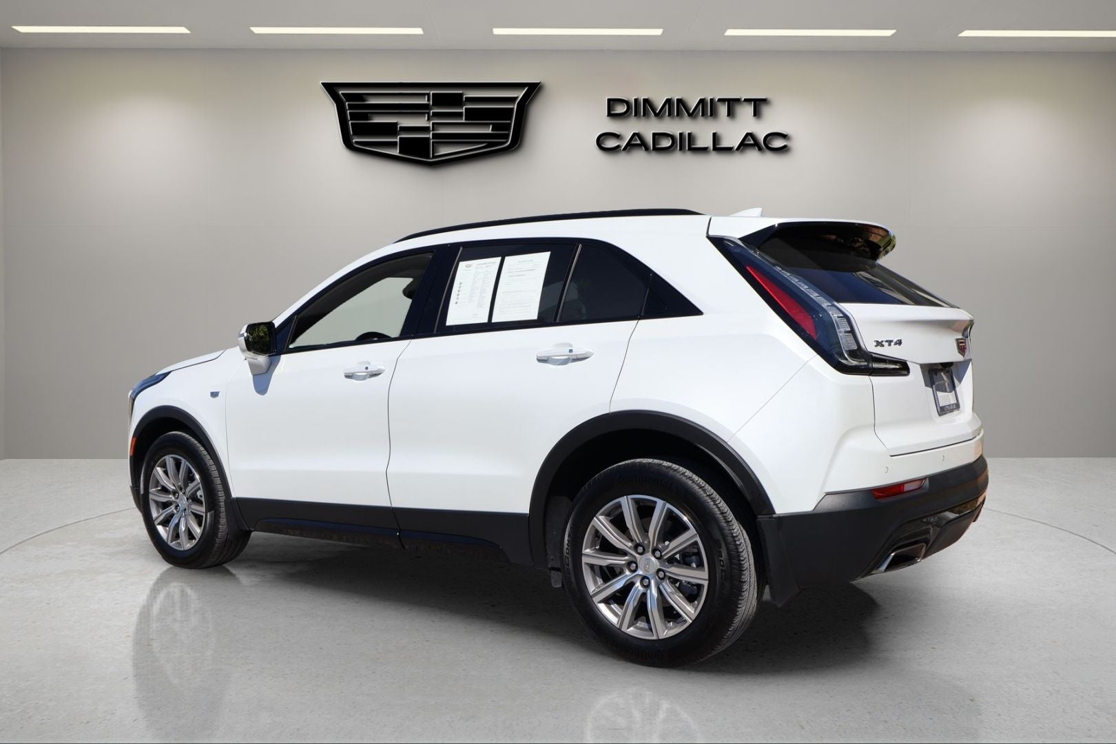 2023 Cadillac XT4 Sport