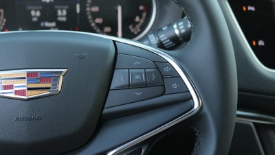 2026 Cadillac XT5 Luxury