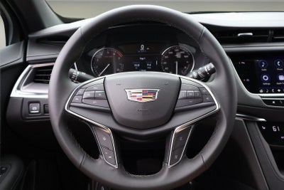 2026 Cadillac XT5 Luxury