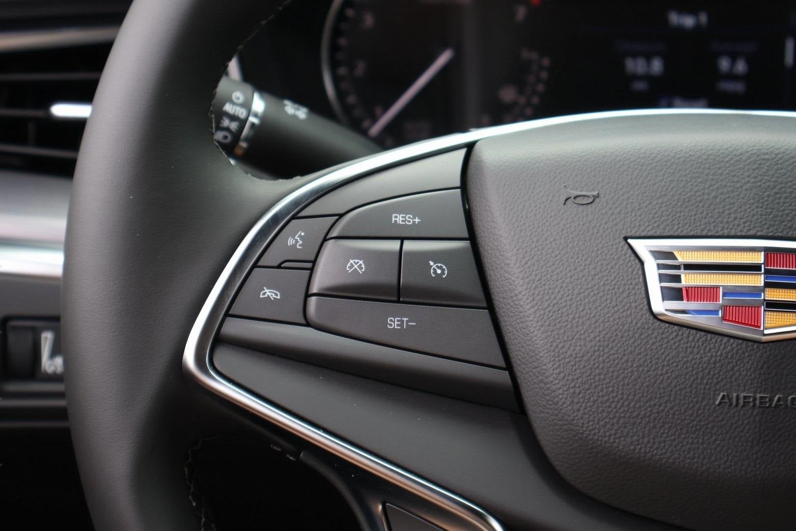 2026 Cadillac XT5 Luxury