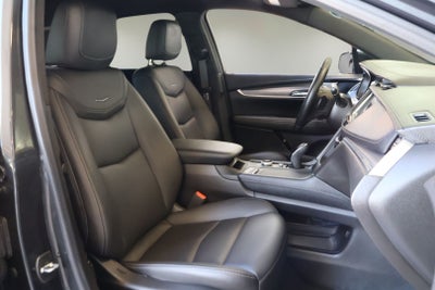 2022 Cadillac XT5 Luxury