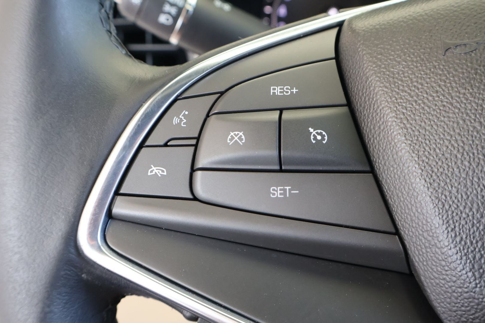 2018 Cadillac XT5 Base