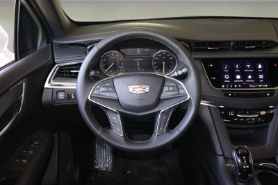 2026 Cadillac XT5 Luxury