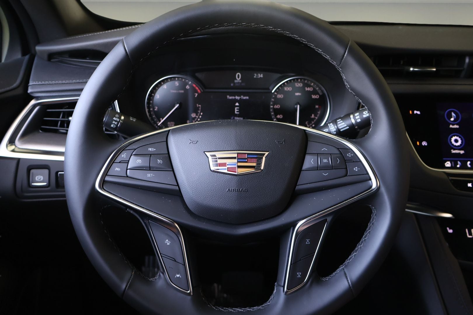 2026 Cadillac XT5 Luxury