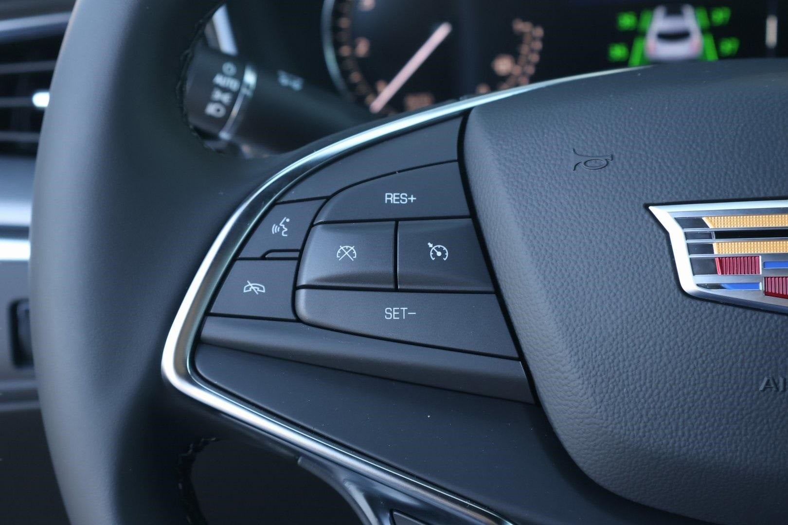 2026 Cadillac XT5 Luxury