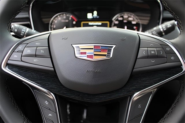 2025 Cadillac XT5 Premium Luxury