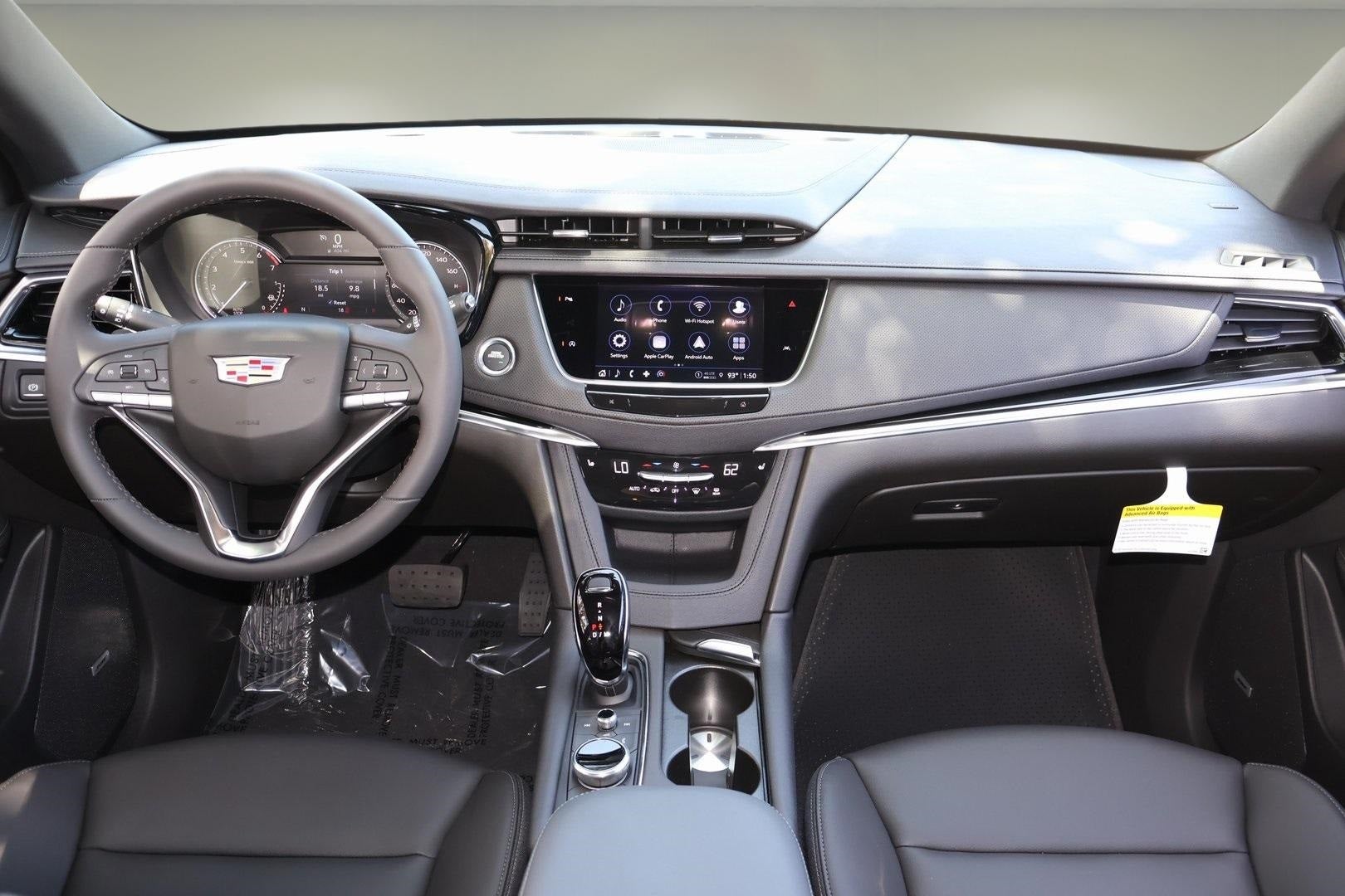 2025 Cadillac XT6 Luxury