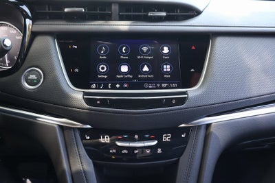 2025 Cadillac XT6 Luxury