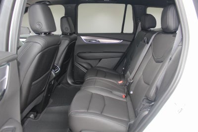 2025 Cadillac XT6 Luxury