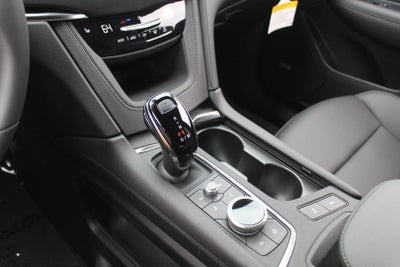 2025 Cadillac XT6 Luxury