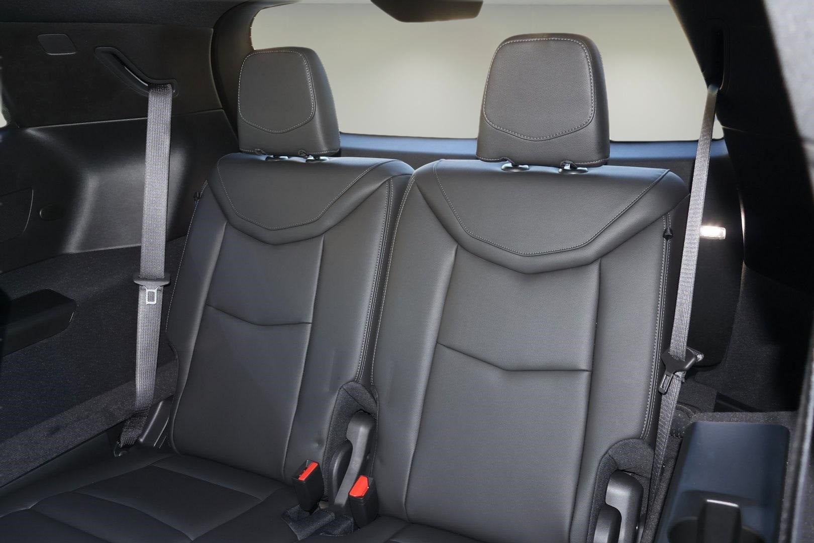 2025 Cadillac XT6 Luxury