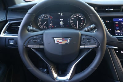 2025 Cadillac XT6 Luxury