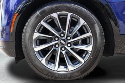 2025 Cadillac XT6 Luxury