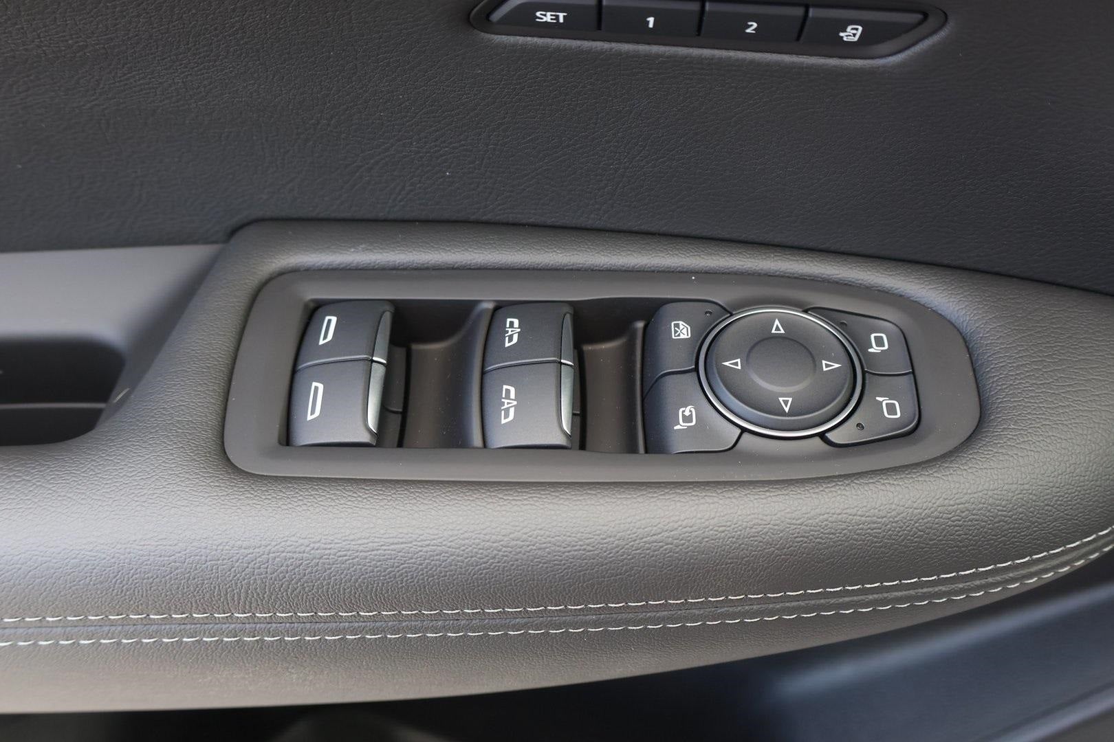 2025 Cadillac XT6 Luxury