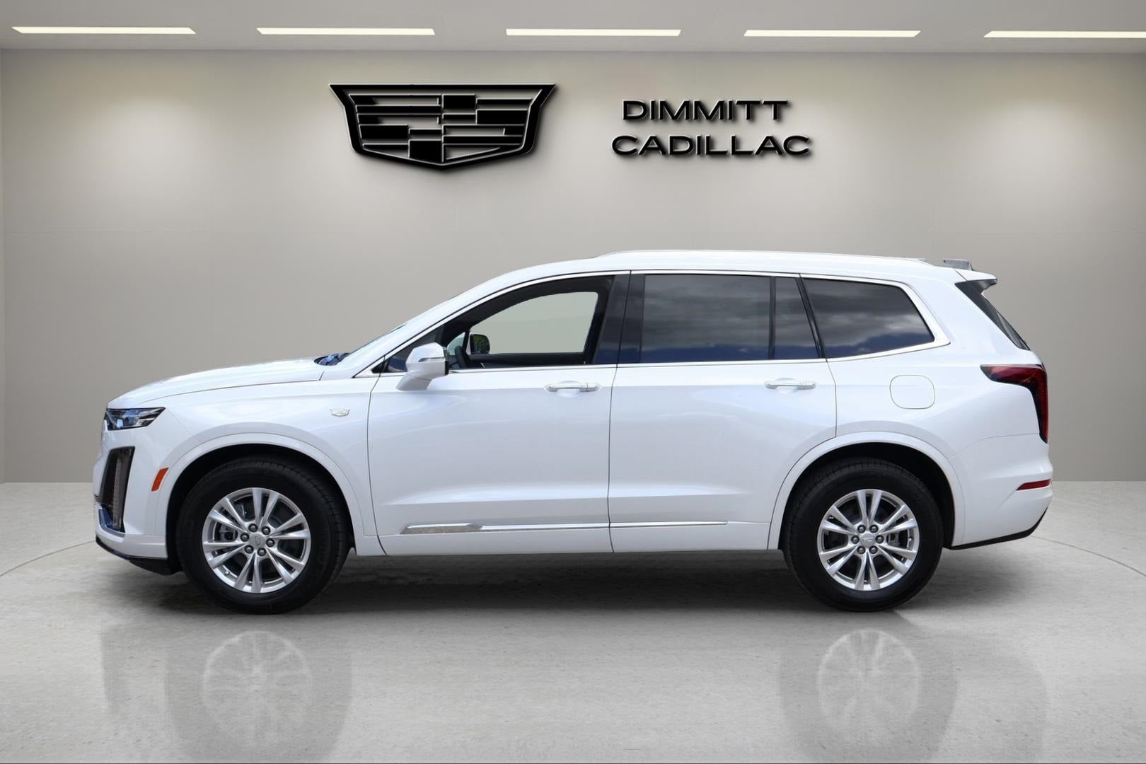 2025 Cadillac XT6 Luxury