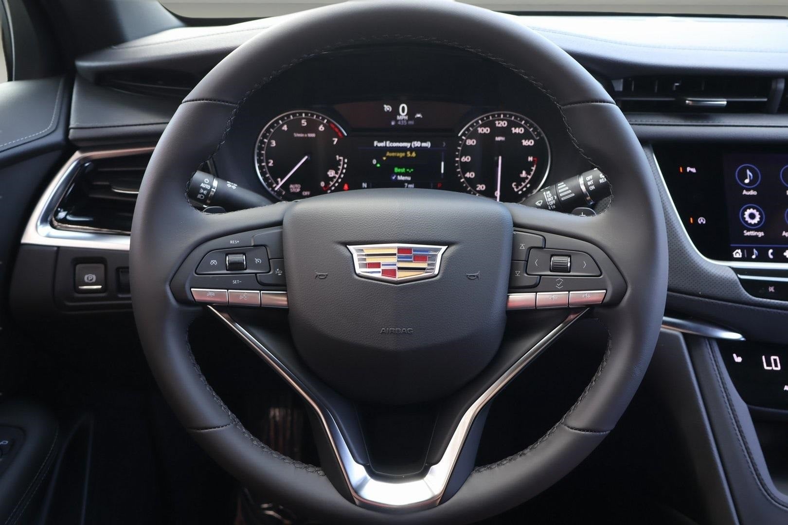 2025 Cadillac XT6 Luxury