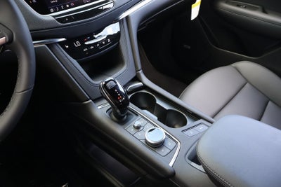 2025 Cadillac XT6 Luxury