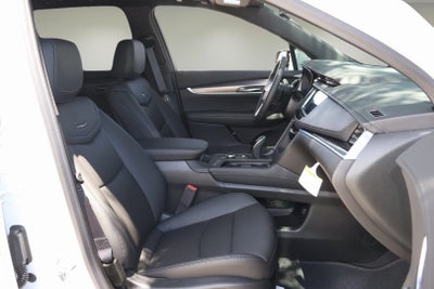 2025 Cadillac XT6 Luxury