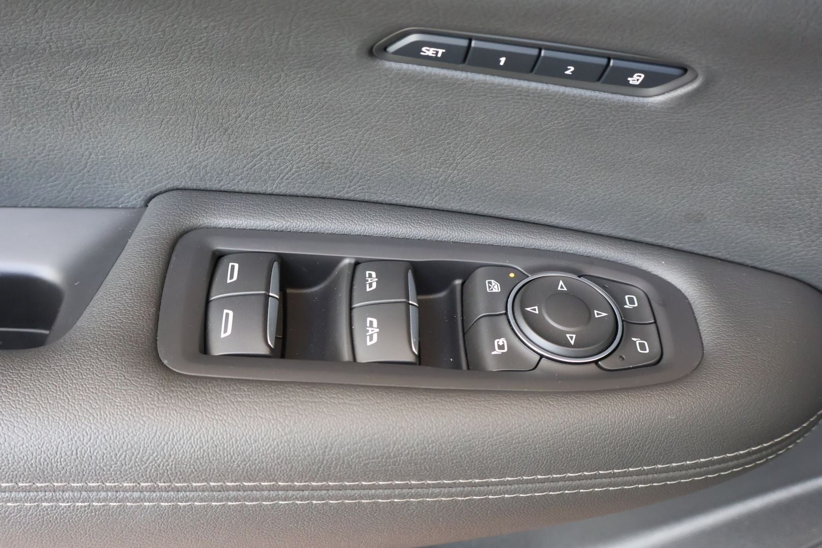 2024 Cadillac XT6 Luxury