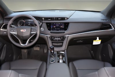 2025 Cadillac XT6 Luxury
