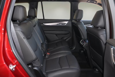 2025 Cadillac XT6 Luxury