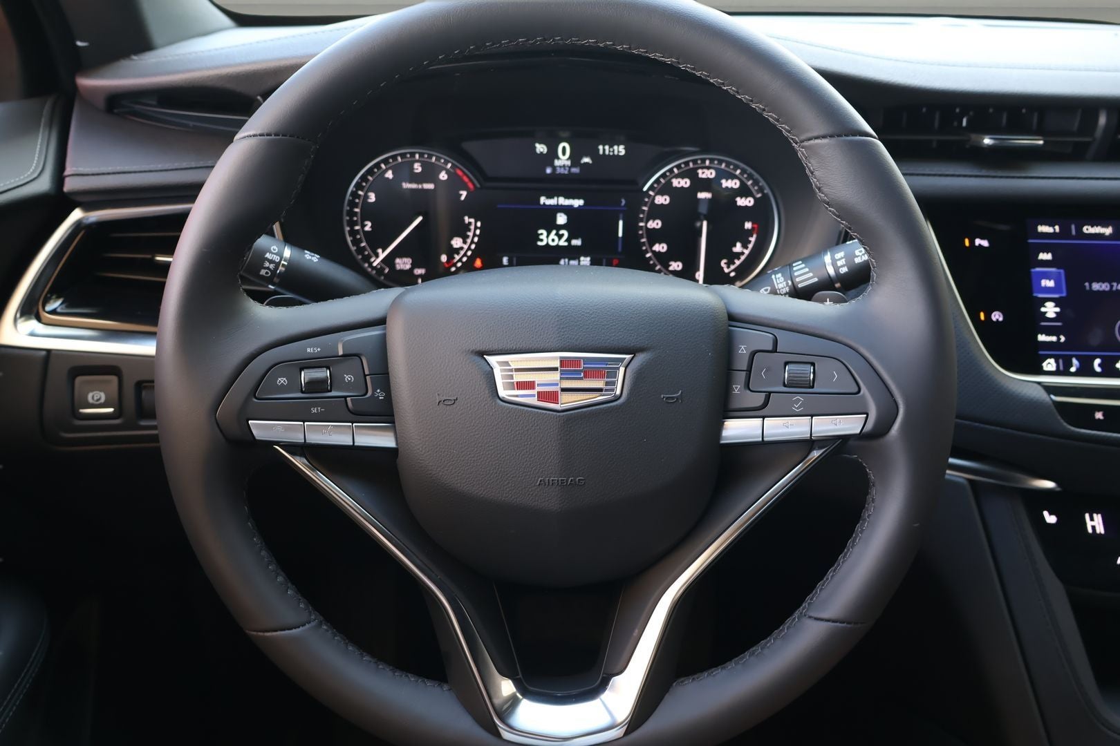 2025 Cadillac XT6 Luxury