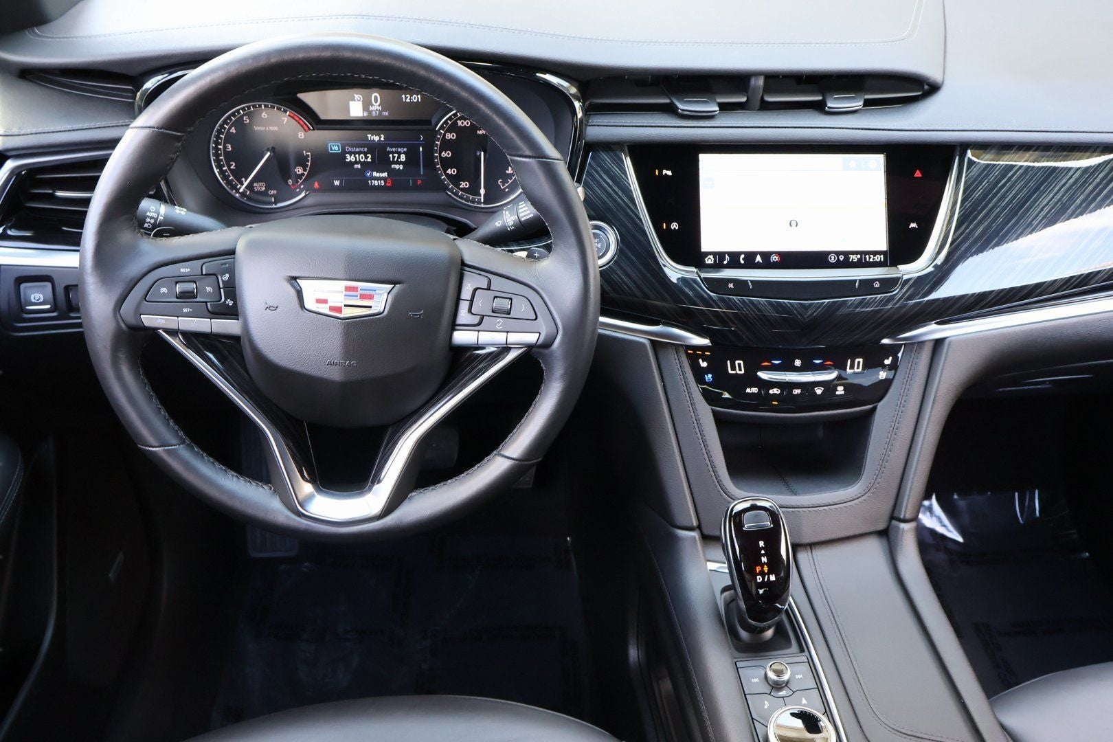 2025 Cadillac XT6 Premium Luxury