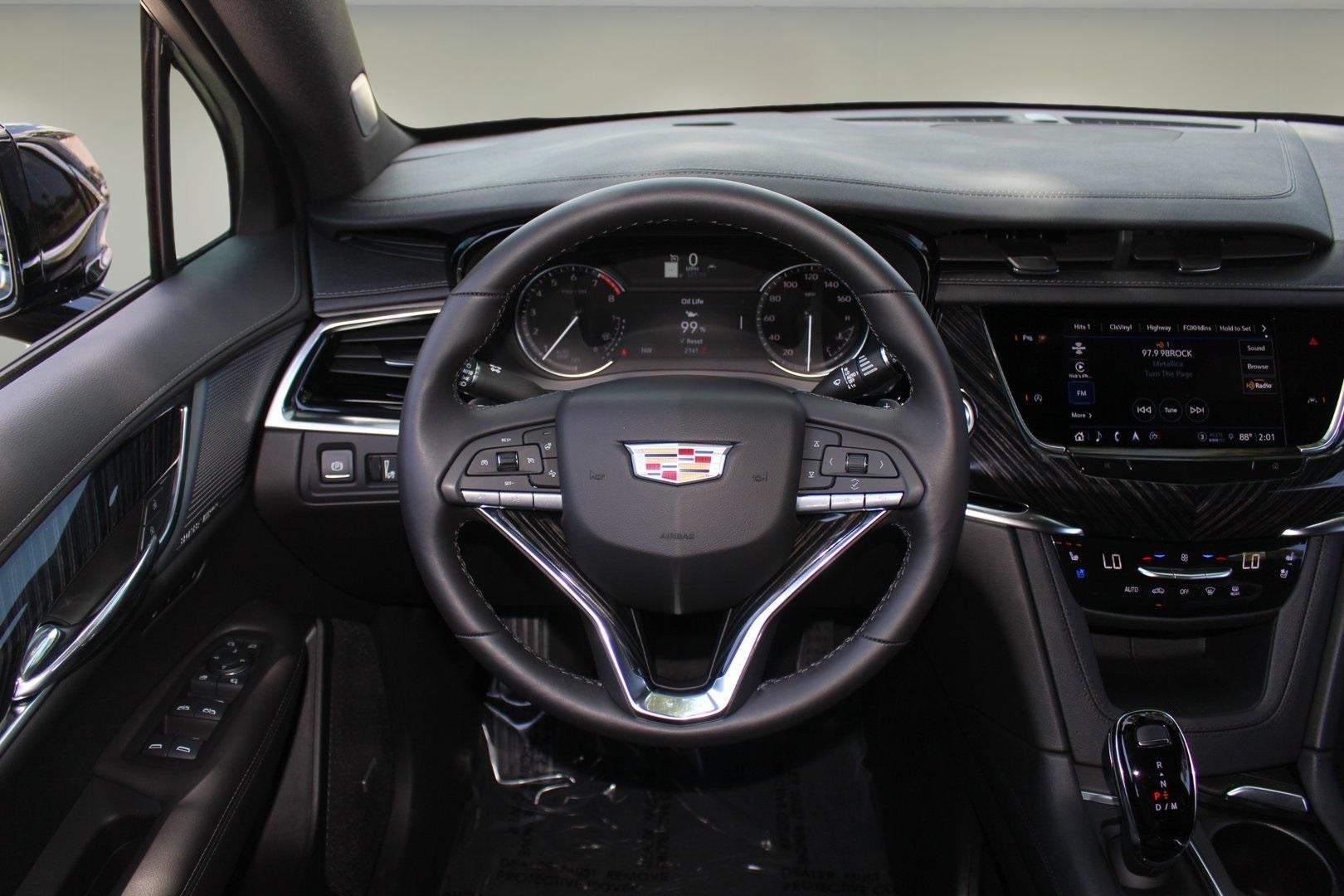 2025 Cadillac XT6 Premium Luxury