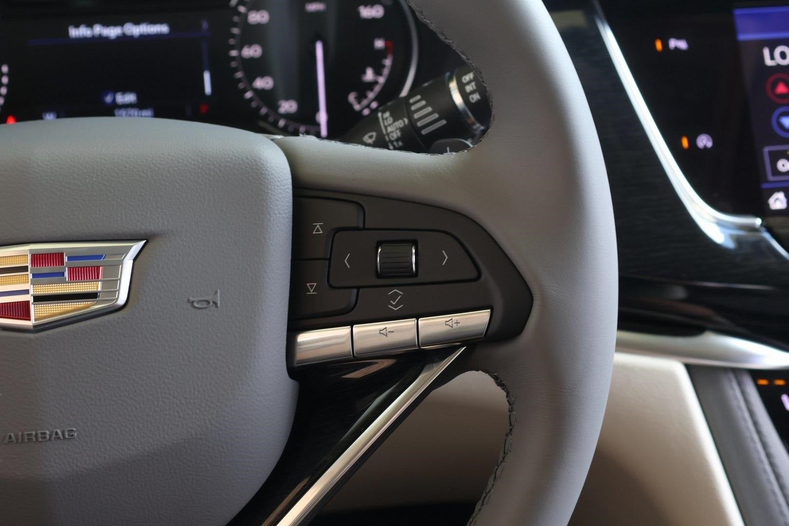 2025 Cadillac XT6 Premium Luxury