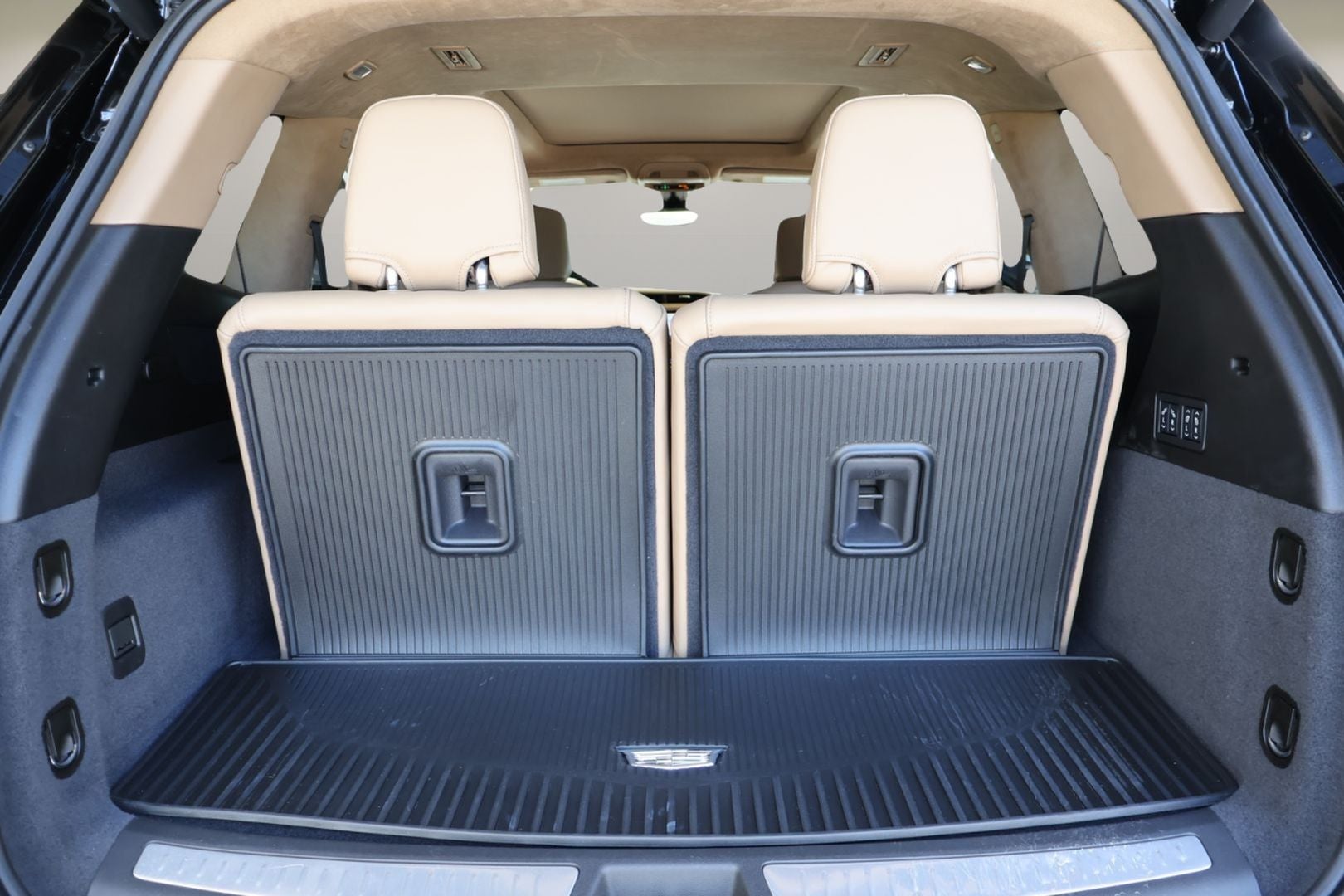 2025 Cadillac XT6 Sport