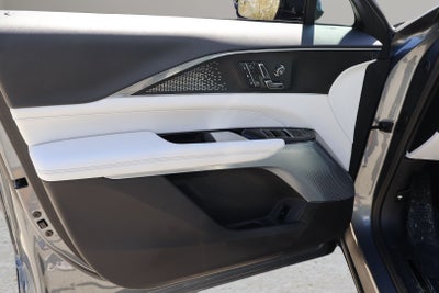 2023 Cadillac LYRIQ Luxury