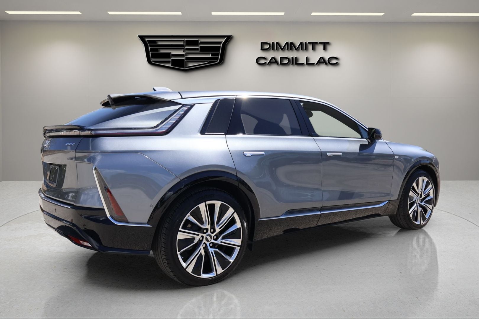 2023 Cadillac LYRIQ Luxury