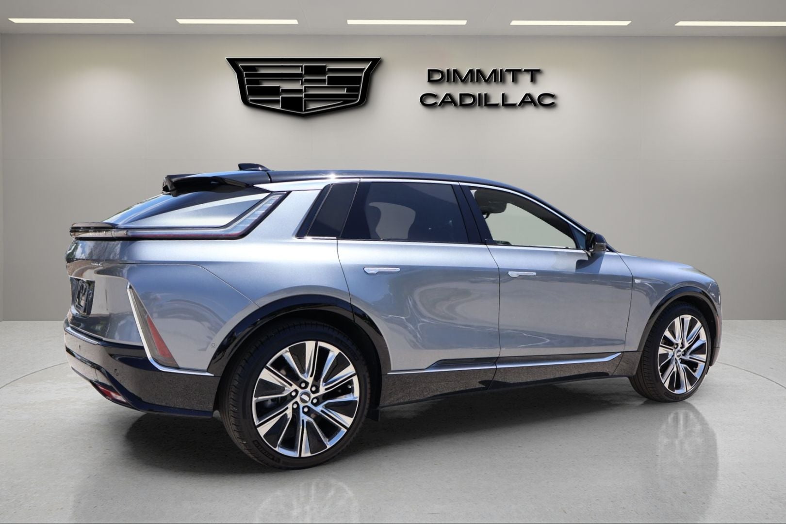2023 Cadillac LYRIQ Luxury