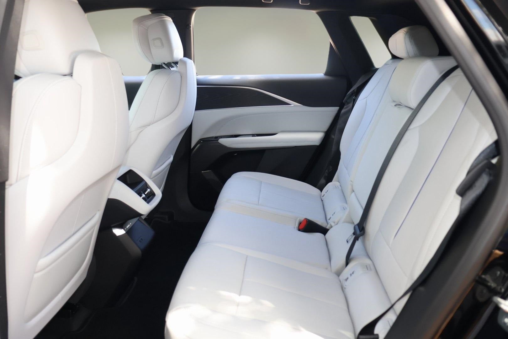 2025 Cadillac LYRIQ Luxury