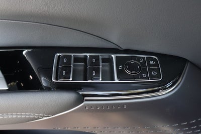 2025 Cadillac LYRIQ Luxury