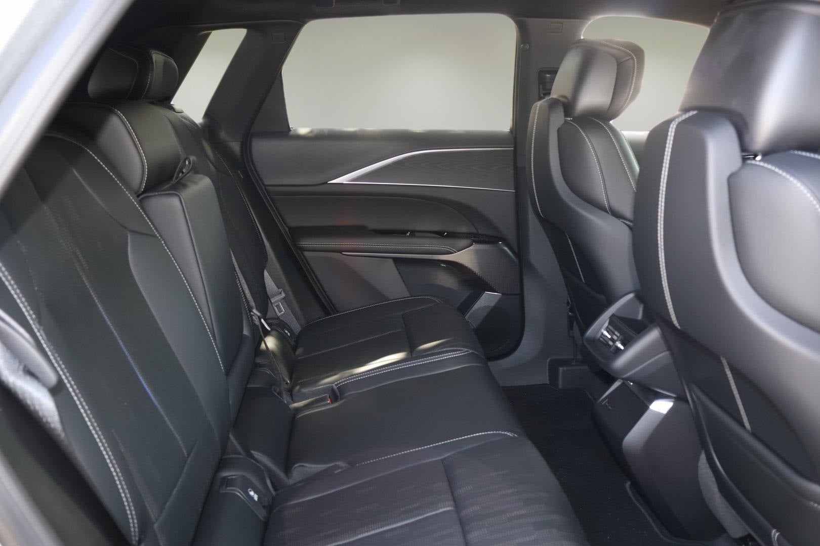 2025 Cadillac LYRIQ Luxury