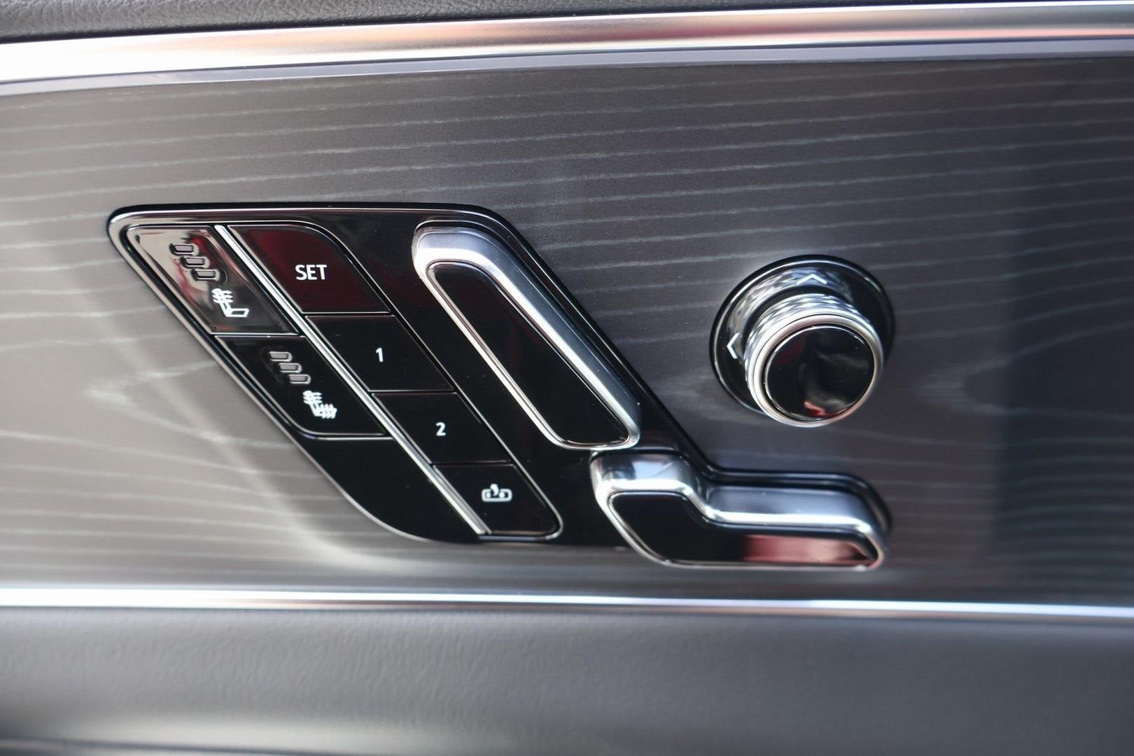 2025 Cadillac LYRIQ Luxury