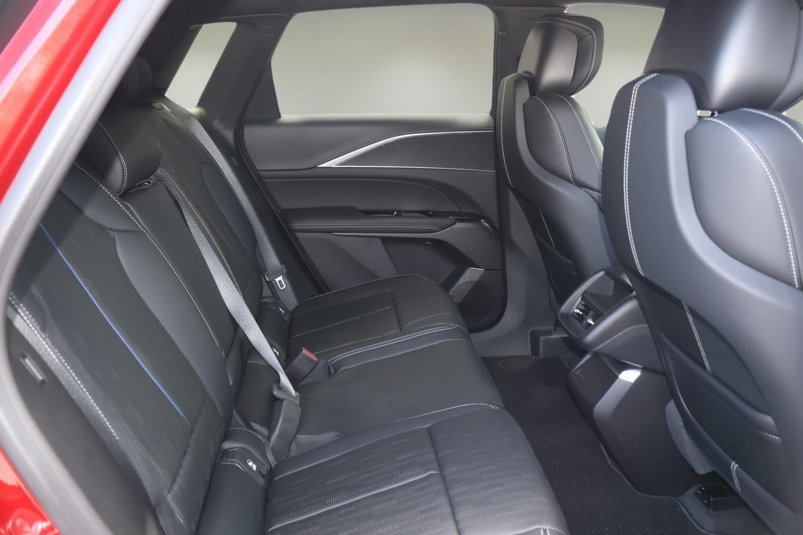 2025 Cadillac LYRIQ Luxury