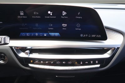 2025 Cadillac LYRIQ Luxury