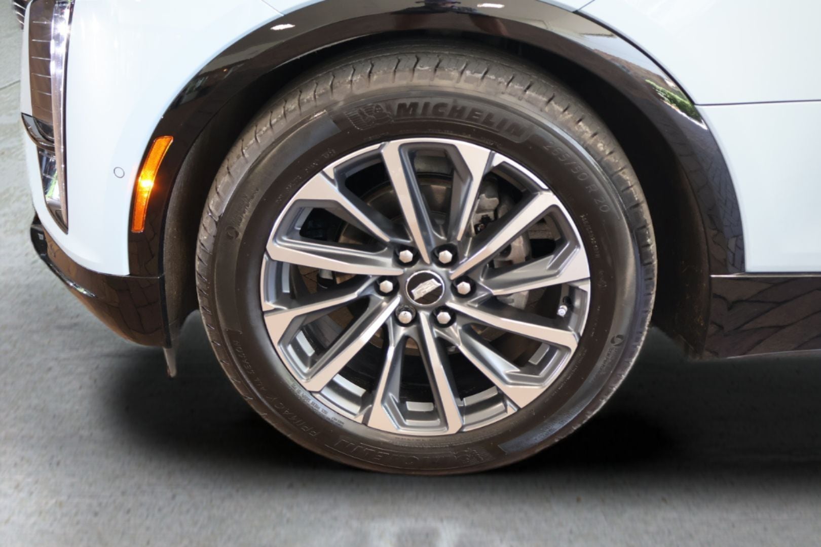 2024 Cadillac LYRIQ Sport